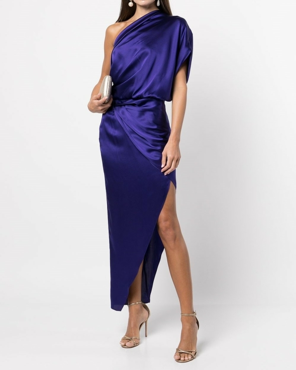 11 зимних нарядов для мамы невесты