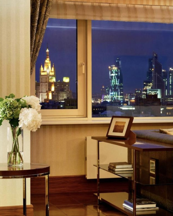 Где встретить Новый год: 18 отелей Москвы