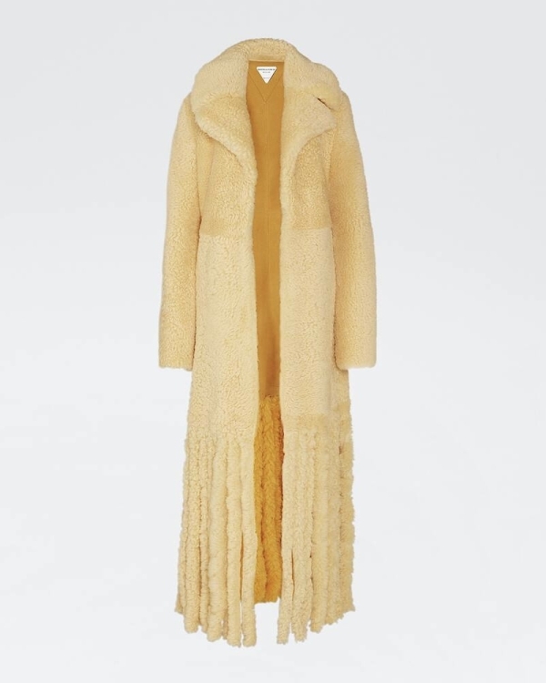 16 цветных шуб из экомеха