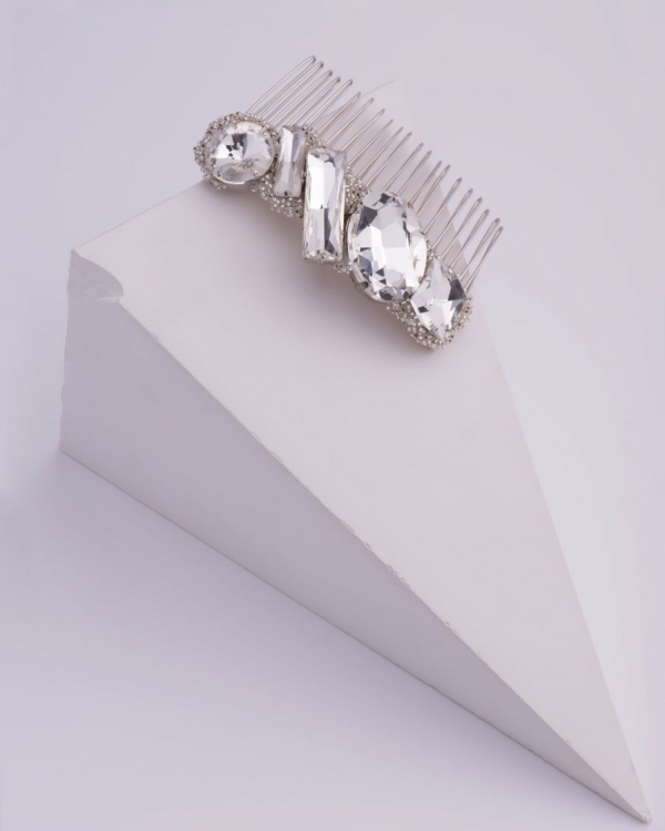 36 блестящих украшений на голову