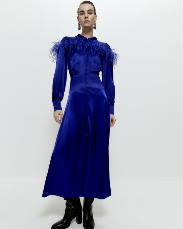 Акцент на перья: смелые образы для невесты