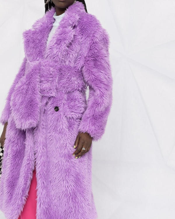 16 цветных шуб из экомеха