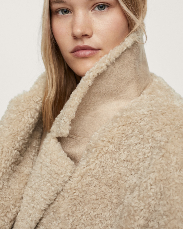 10 светлых шуб из экомеха для зимнего