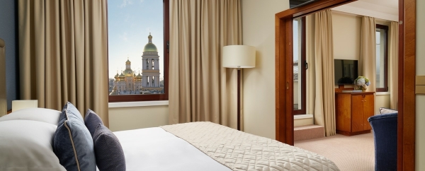 Где встретить Новый год: 17 отелей Санкт-Петербурга