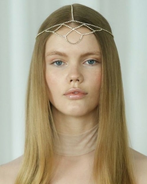 36 блестящих украшений на голову