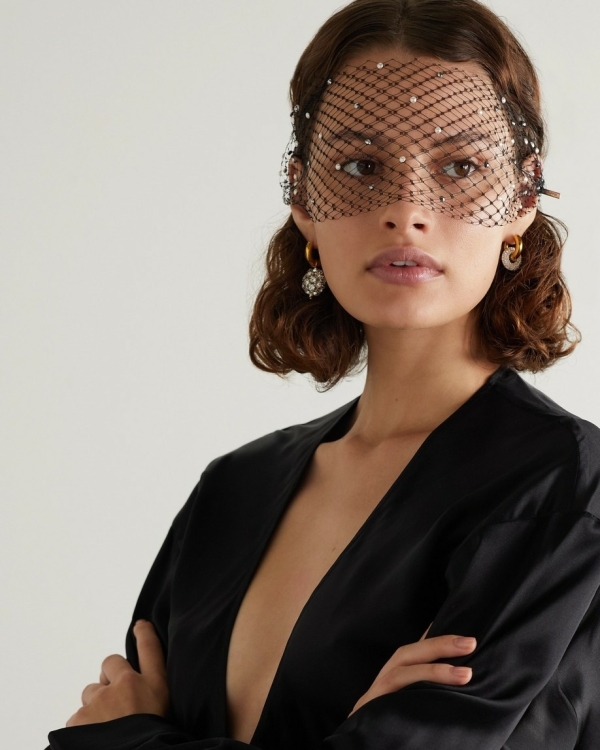 36 блестящих украшений на голову