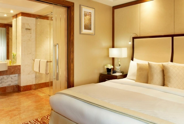 Где встретить Новый год: 18 отелей Москвы