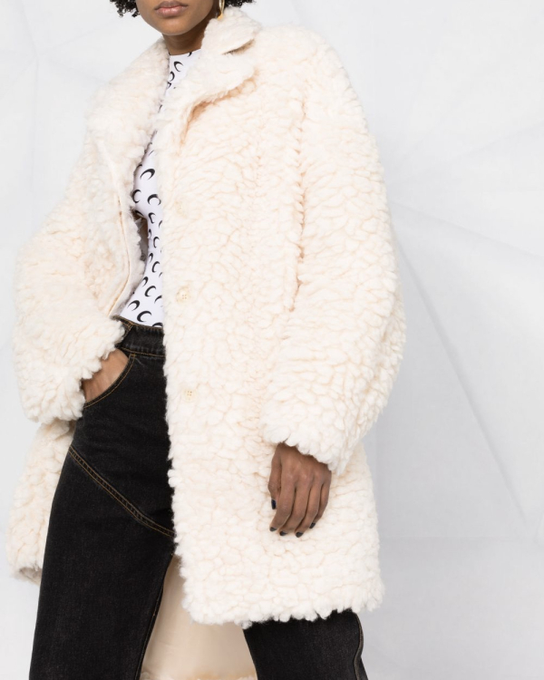 10 светлых шуб из экомеха для зимнего