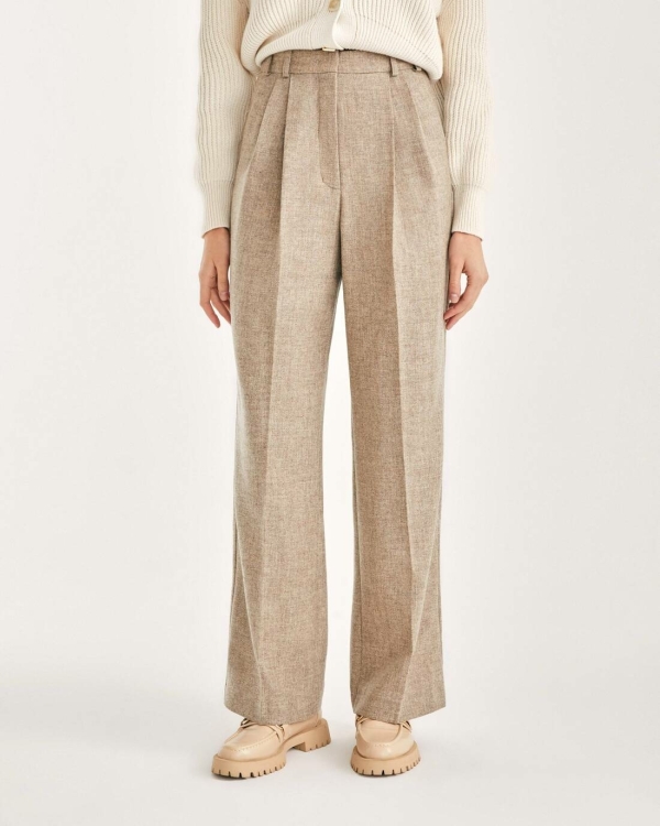 11 зимних нарядов для мамы невесты