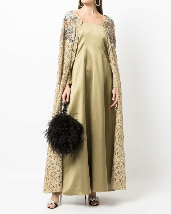 11 зимних нарядов для мамы невесты