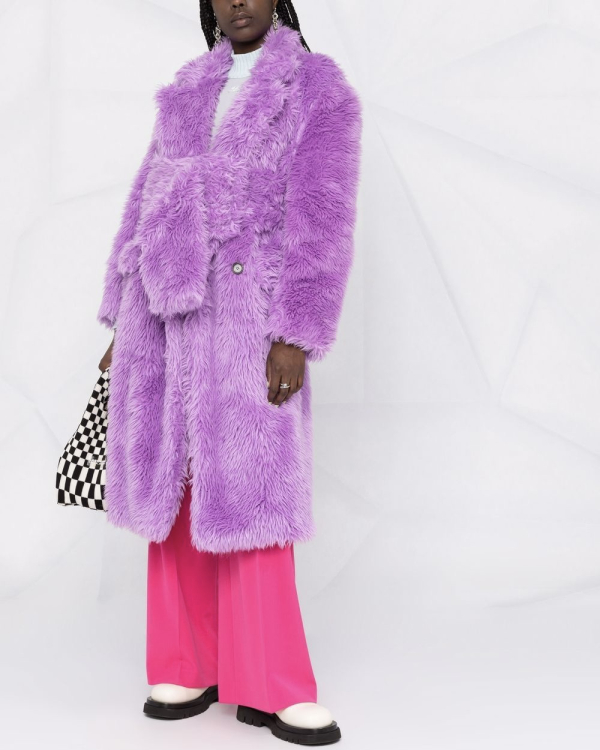 16 цветных шуб из экомеха