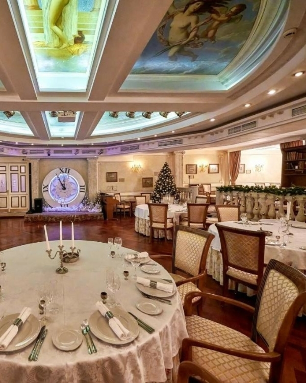 Где встретить Новый год: 17 отелей Санкт-Петербурга