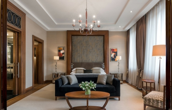 Где встретить Новый год: 17 отелей Санкт-Петербурга