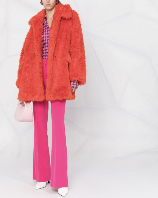 16 цветных шуб из экомеха