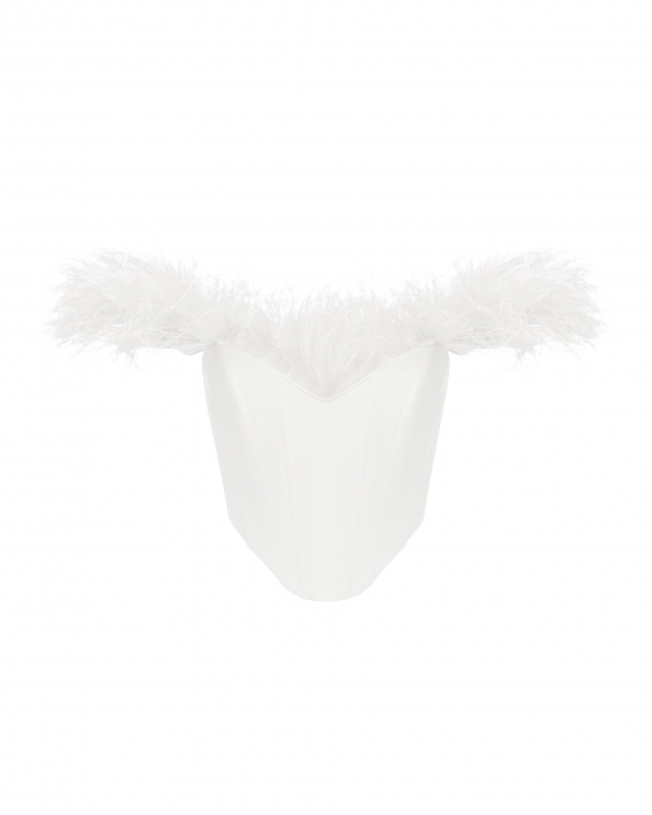 Где искать идеальный белый корсет?