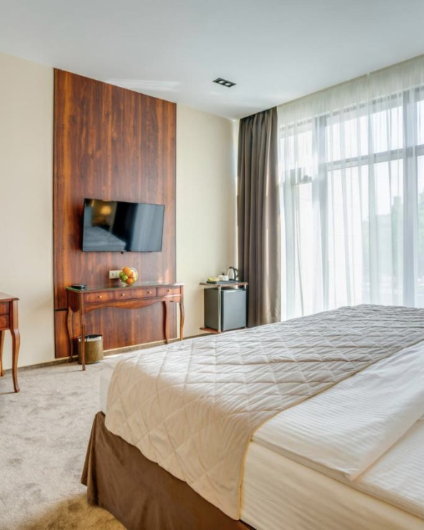 Где встретить Новый год: 18 отелей Москвы