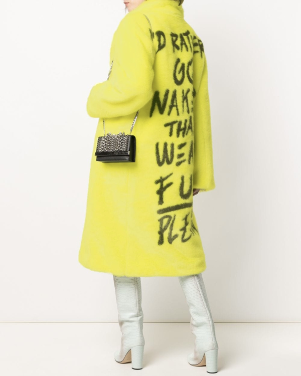 16 цветных шуб из экомеха