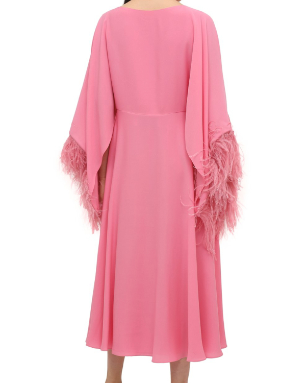 11 зимних нарядов для мамы невесты