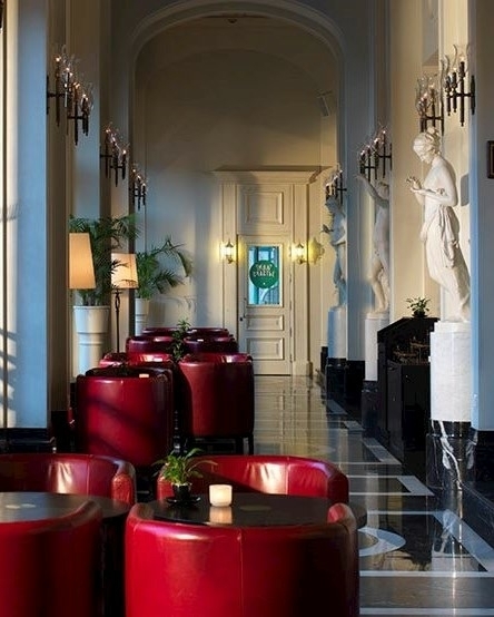 Где встретить Новый год: 17 отелей Санкт-Петербурга