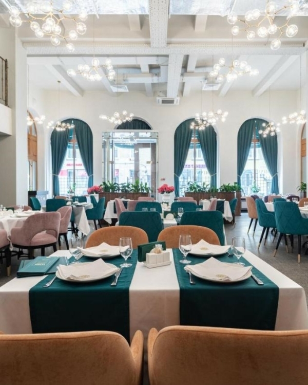 Где встретить Новый год: 17 отелей Санкт-Петербурга