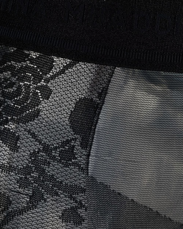 Какие акцентные колготки носить этой зимой