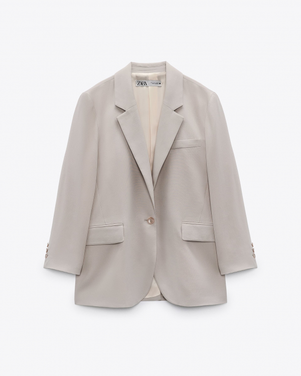 11 зимних нарядов для мамы жениха