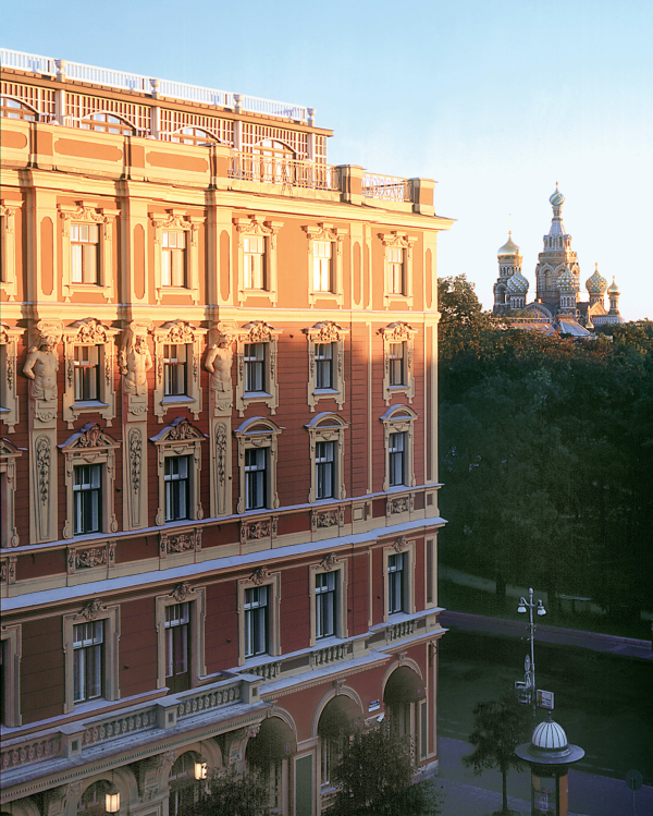 Где встретить Новый год: 17 отелей Санкт-Петербурга