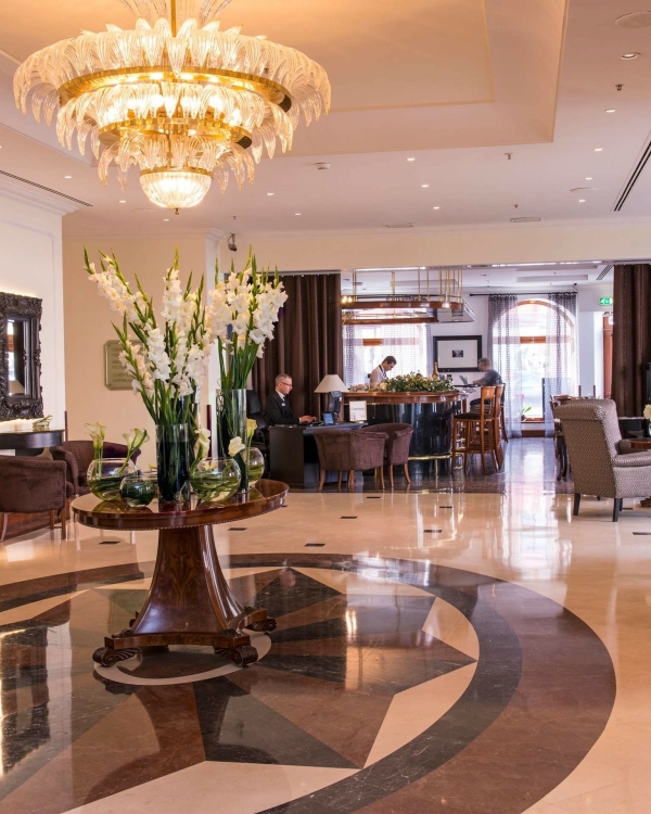 Где встретить Новый год: 17 отелей Санкт-Петербурга