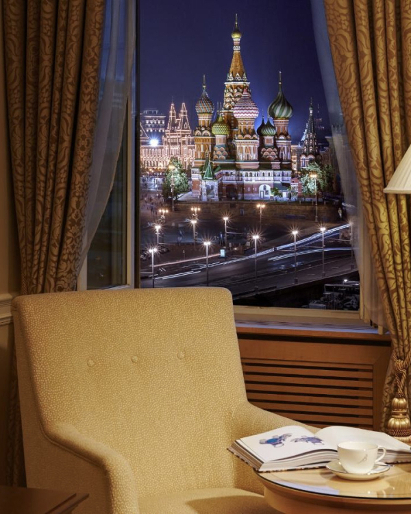Где встретить Новый год: 18 отелей Москвы
