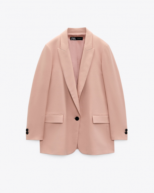 11 зимних нарядов для мамы жениха