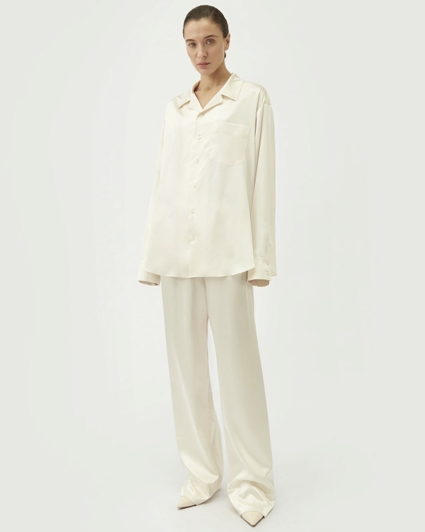 Подборка недели: пижамы, комбинации и халаты для