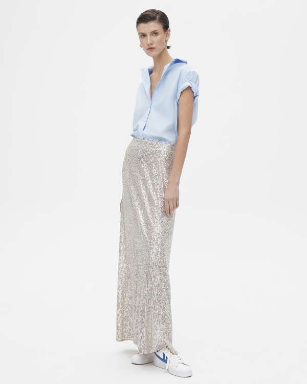 7 новогодних образов в духе Хейли Бибер,