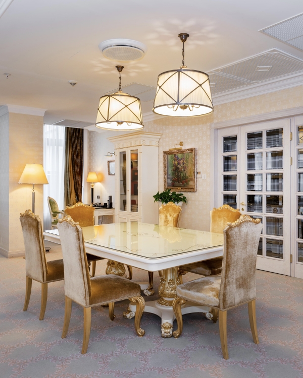 Новый год, как дома, но роскошнее —