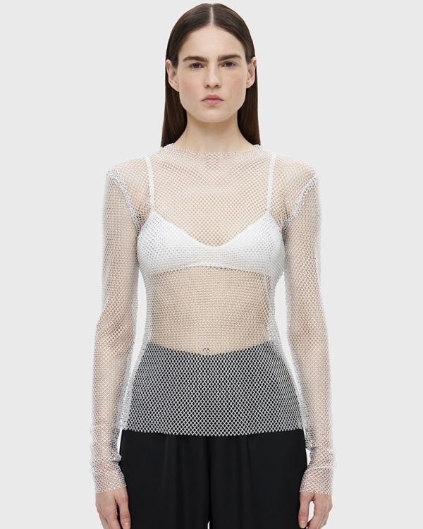 7 новогодних образов в духе Хейли Бибер,