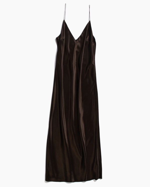 Подборка недели: пижамы, комбинации и халаты для