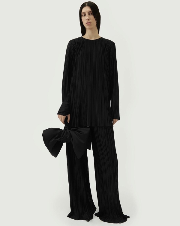 Подборка недели: пижамы, комбинации и халаты для