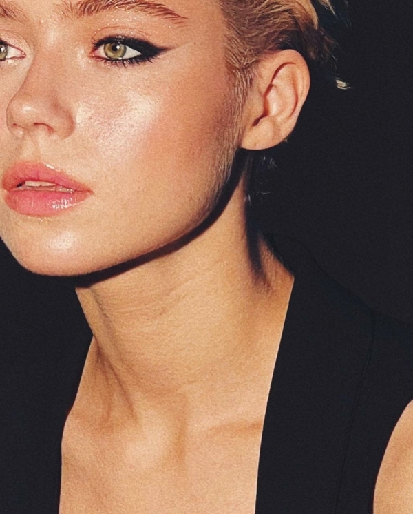 Все об актуальном макияже и укладке на