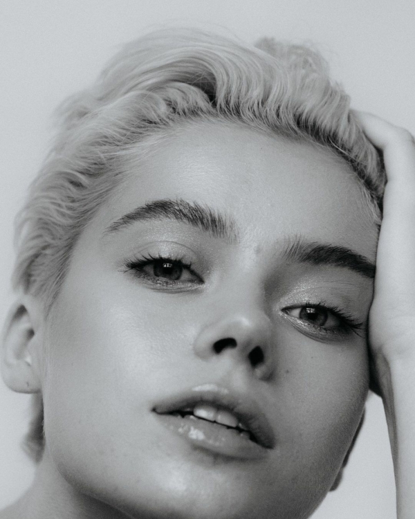 Все об актуальном макияже и укладке на