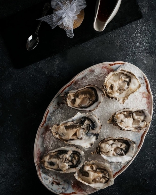 7 мест для новогоднего бранча в Москве