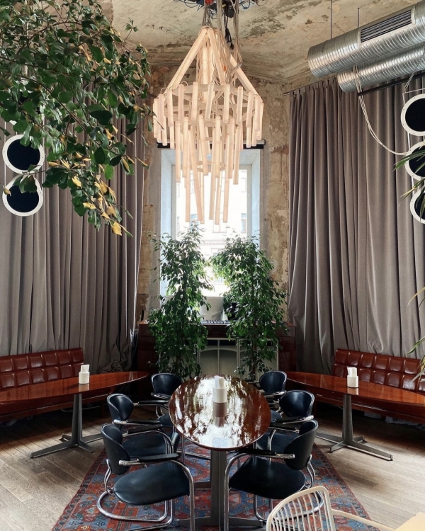 7 мест для новогоднего бранча в Москве