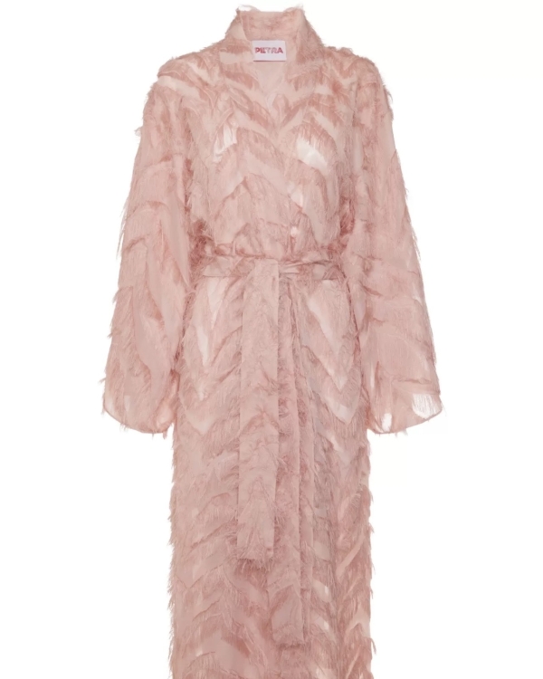 Подборка недели: пижамы, комбинации и халаты для