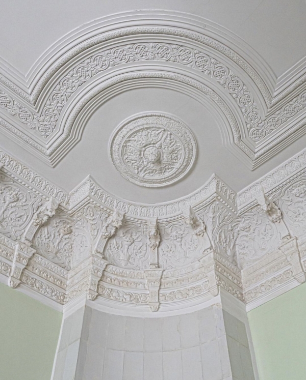 «Реальная любовь» в Bijou bar, сабраж на