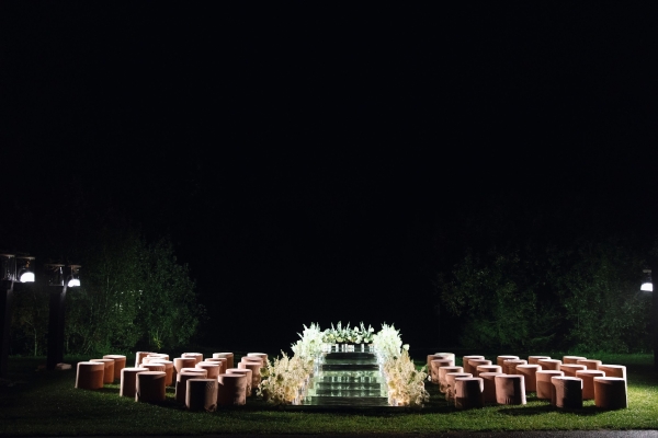 Дух современной классики, ткани в оформлении свадебного