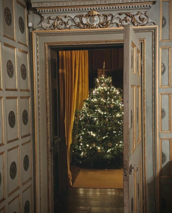 «А может быть в Питер и все