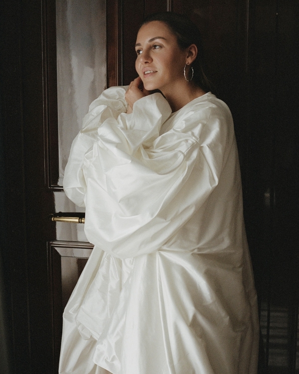 Интервью с невестой: о служебном романе, вдохновении