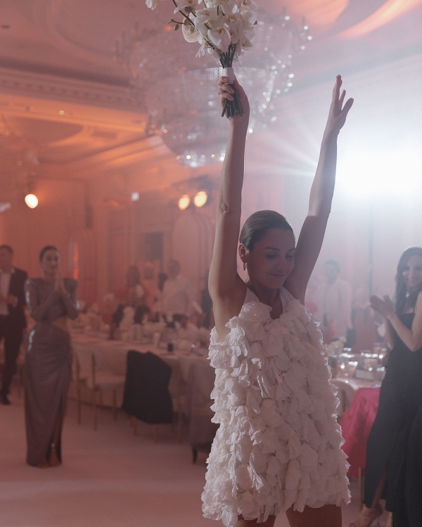 Интервью с невестой: о служебном романе, вдохновении