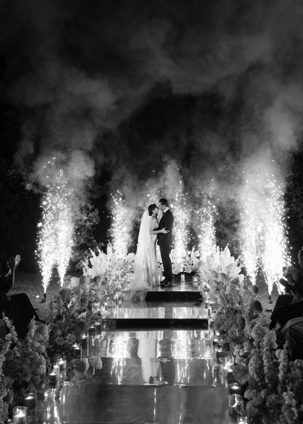 Дух современной классики, ткани в оформлении свадебного