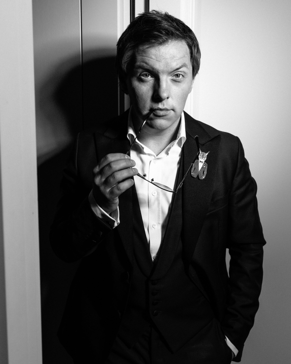 «На свадьбах не нужно создавать настроение. Оно