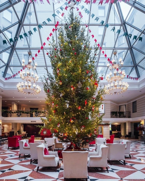 «А может быть в Питер и все