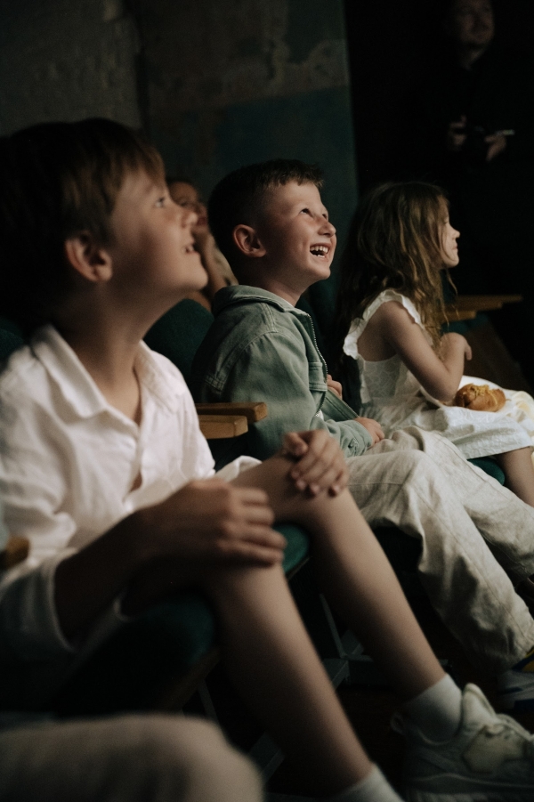 Атмосфера — это еще и про детали. 7